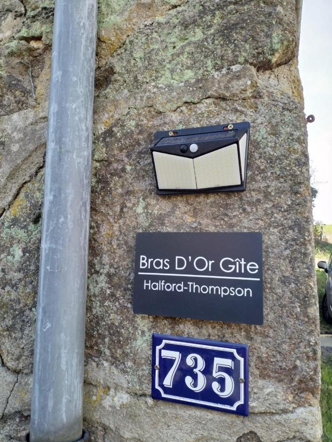 Bras D'Or Rural Gite Cottage By Farms & Lakes. ベ エクステリア 写真